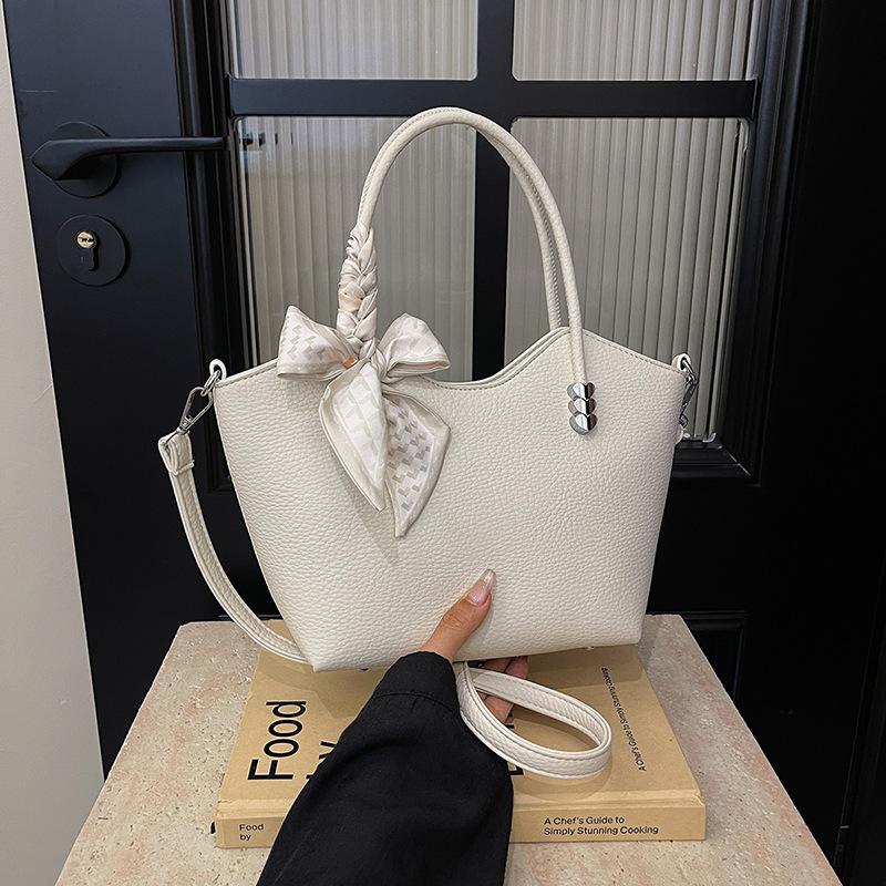 Vintage Commuter Underarm Bag Women'S Fashion Large-Capacity Shoulder Handbag Textured Tote Bag