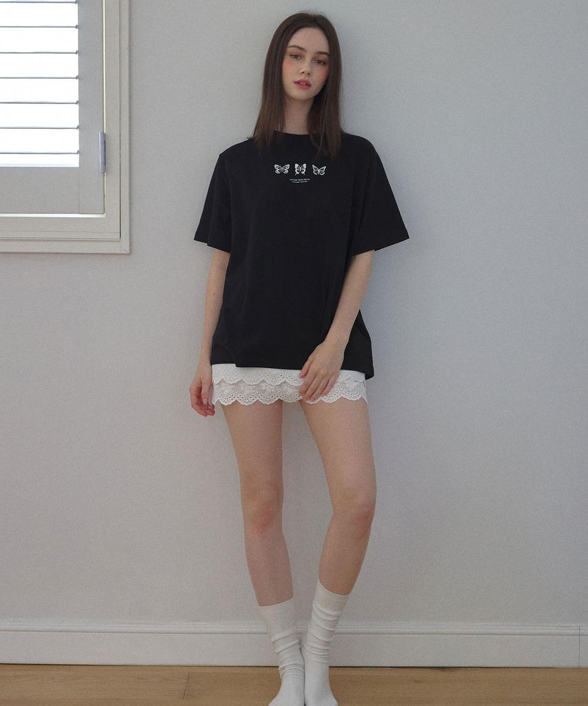LETTER FROM MOON Triple Butterfly Embroidery Oversized Short Sleeve T-Shirt (Black)