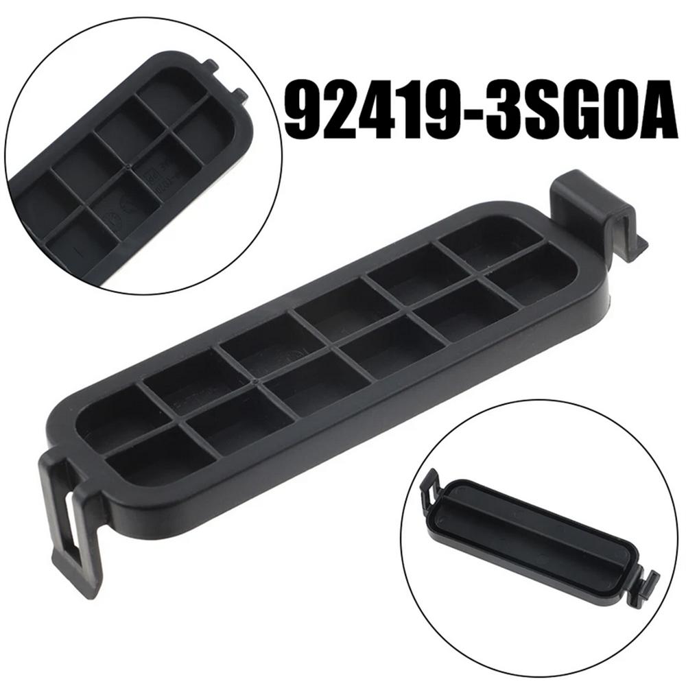 Cabin Air Filter Cover For 13-18 Nissan Sentra 1.8L 1.6L 92419-3SG0A 924193SG0A