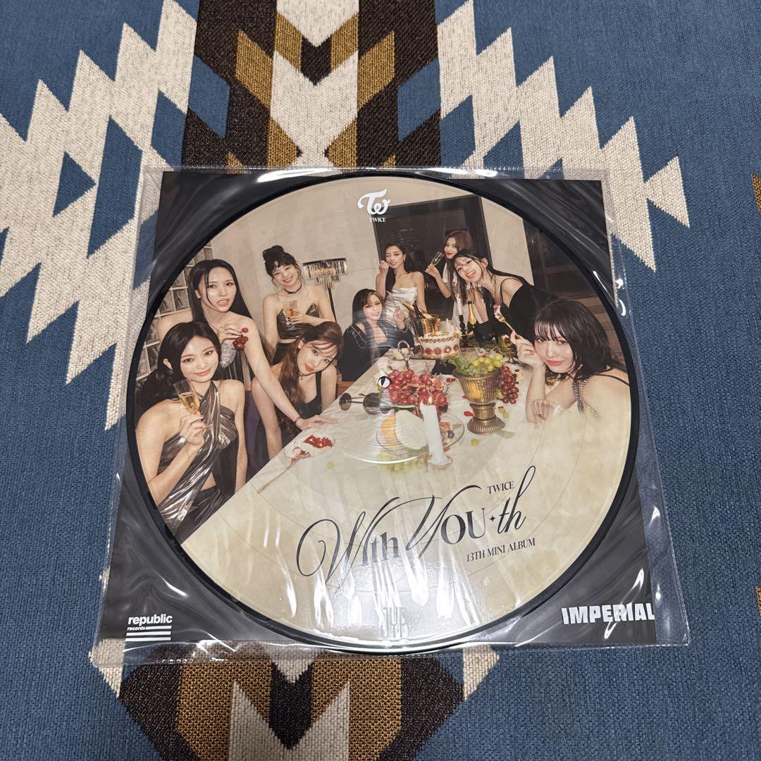 

[USED] TWICE When You Th 1st Album LP