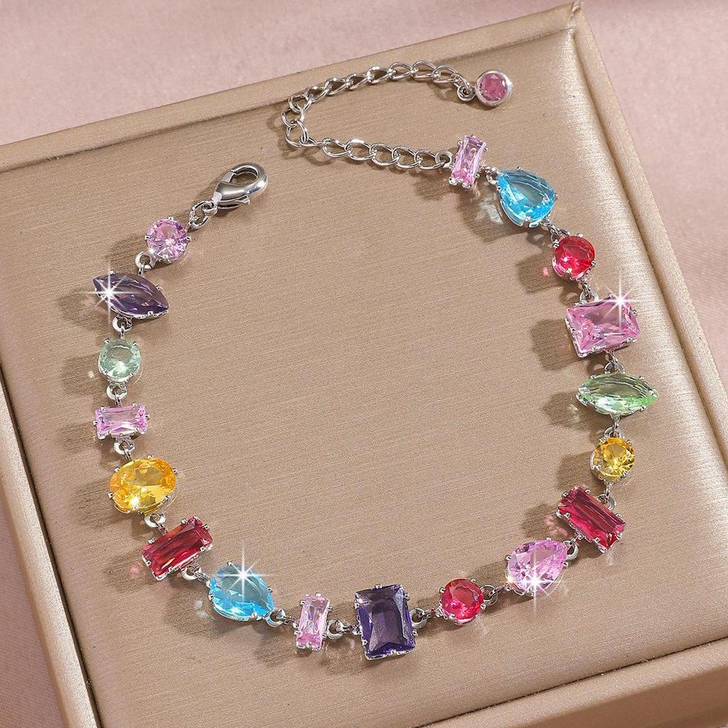 Bracelet Feuille Plaqué Or avec Incrustations de Zircon Hachuré et de Diamant