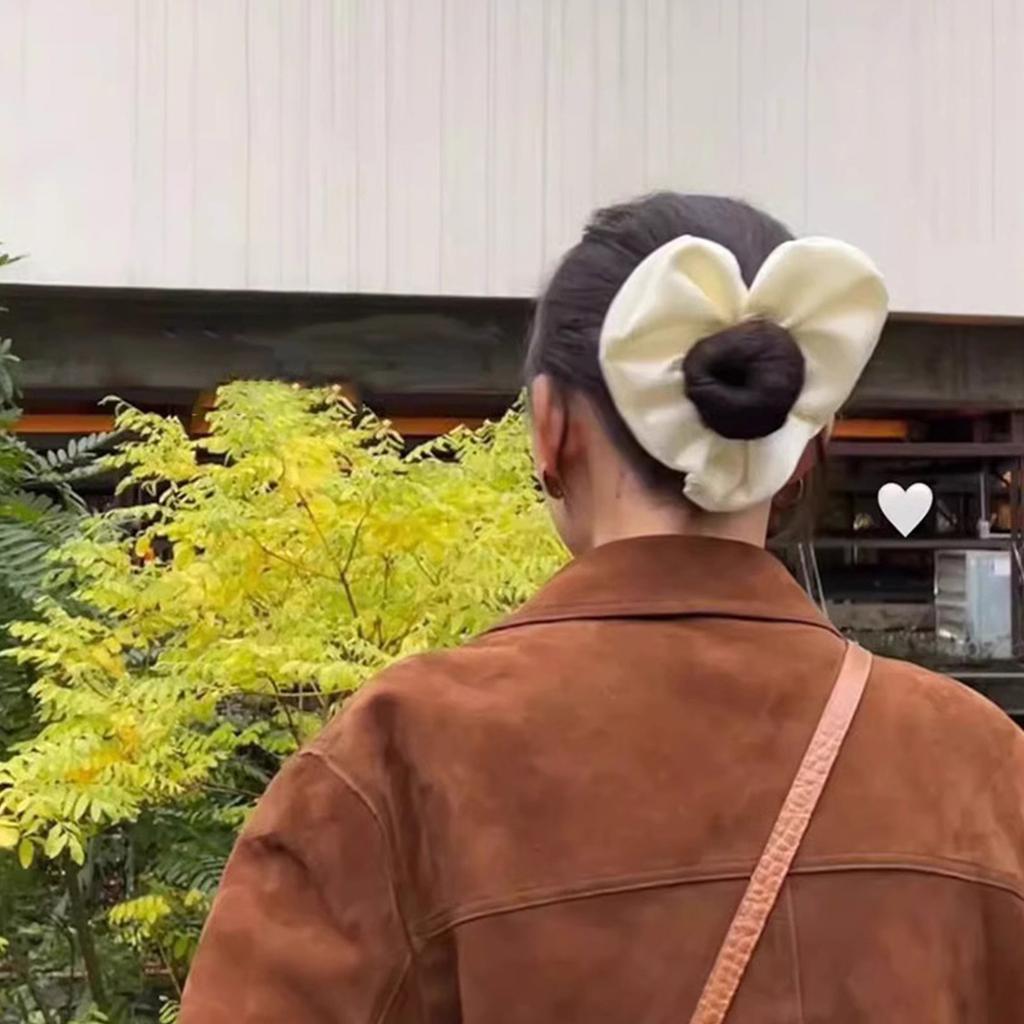 Oversized Satin Heart Shape Hair Band For Elegant Ponytail Holder And Bun Hairstyles Hair Scrunchies for Autumn Winter