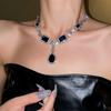 3 Pezzi Bluey Collane con Ciondolo Quadrato Strass a Goccia d'Acqua per Donne Catene per Clavicola Temperamento Elegante Set di Gioielli di Lusso