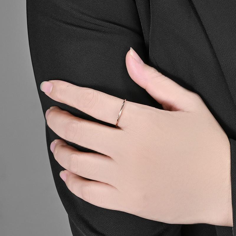1mm Thin Stackable Ring Stainless Steel V Faceted Knuckle Midi Ring Wedding Band for Women Girl Size 3-10