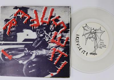 7inch Record I REFUSE IT - Sogni A Doppie Vie / Noi Vi Odiamo  TOTO0239 TOTO ALLE PRESE 1984 Italy Rock Used