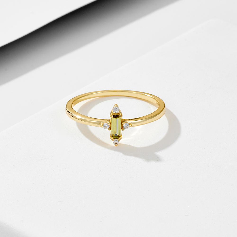 New Classic Best Selling Sterling Silver 925 Zircon Baguette Band Ring for Women Green Gemstone Simple Rings Jewelry