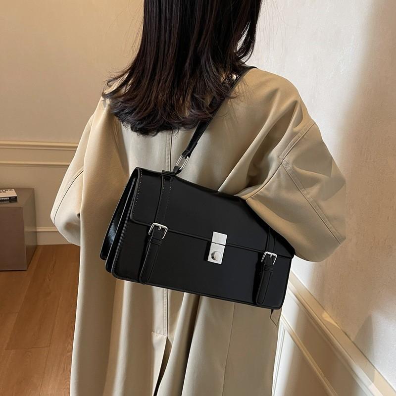 Ielgy Autumn Winter Hundred Retro Fashion One-Shoulder Messenger Bag Ladies Small Square Bag
