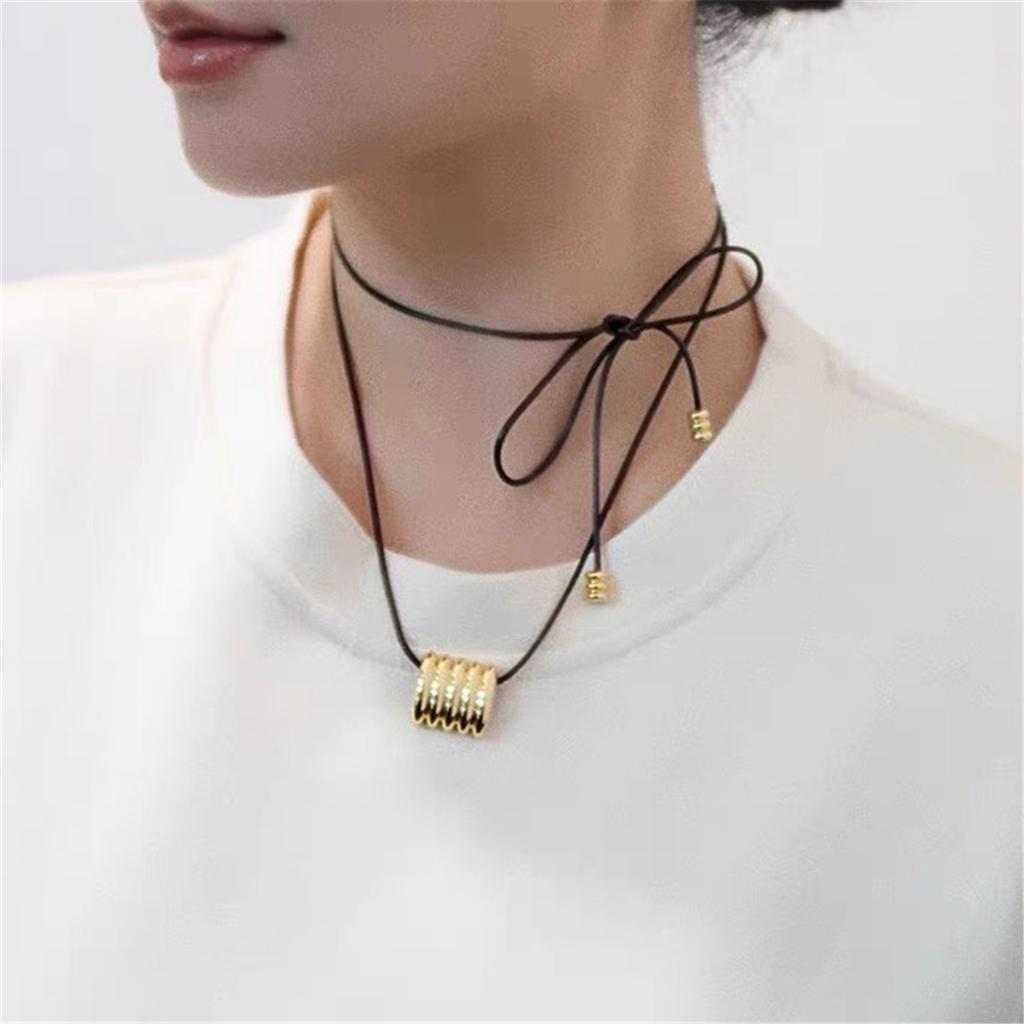 Tooxika Fashion Simple Square Circle Pattern Necklace Wax Rope Multi-Wear Long Collar Bone Sweater Chain
