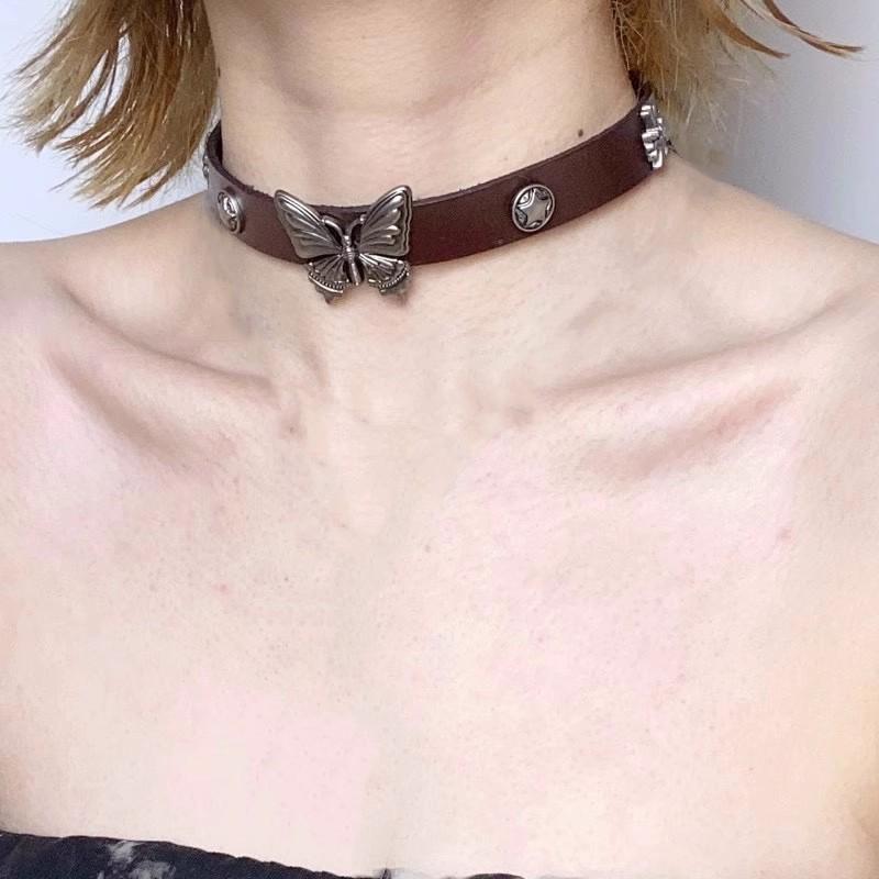 2025 High-End Gothic Punk Necklace: Y2K Dark Style Clavicle Chain for Women