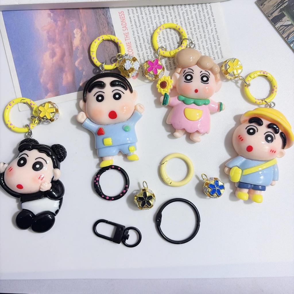 Cartoon Cute Shin-chan Crayon Resin Keychain Pendant for Backpacks and Bags