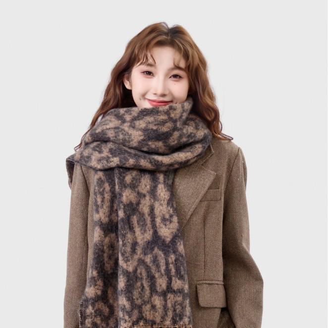 Leopard Print Thickened Cashmere Imitation Scarf with Tassels - Women's Autumn/Winter Versatile Warm Shawl