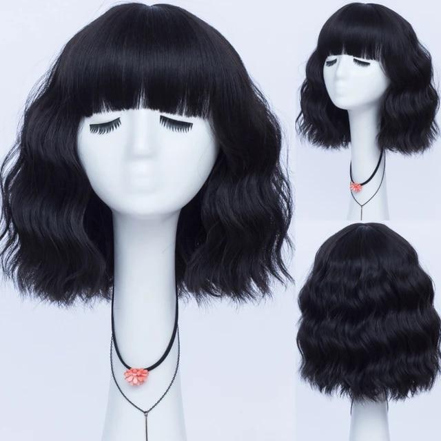 Kurze lockige blaue Bobo-Synthetik-Cosplay-Perücken für Frauen, Orange, Rot, Grün, natürliches hitzebeständiges Haar mit Pony für Mädchen