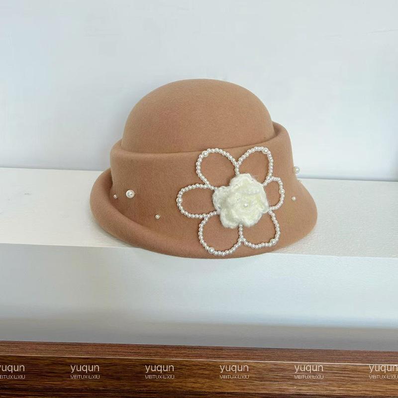 French Hepburn Style Pearl Flower Wool Fisherman's Hat Children Autumn and Winter Elegant Daughter Gold Wind Show Face Small Curling Top Hat