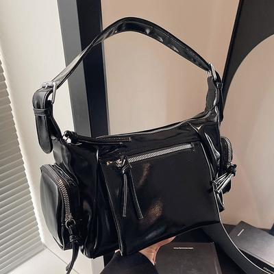 Herbst- und Wintertrend Lokomotivstil Mehrfachtaschen Achseltasche Damen Pendler-Mode PU Weichleder Einfarbig Umhängetasche