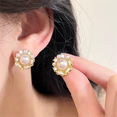 Elegant Fashion Korean Circular  Pearl Stud Earrings  for Women Girl Gift Jewelry Wholesale