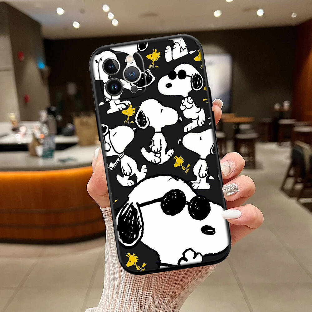 Charlie Snoopy Case for Samsung A06 A35 A25 A24 A15 A05S A05 M55 M35 M15 A02 A12 A13 A10 A16 A20 A30 A22 A31 A32 A33 A42 A50