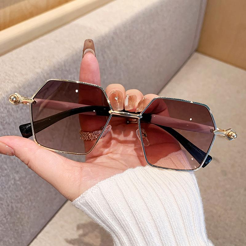 New fashionable polygonal metal sunglasses men's and women's personalized driving sunglasses