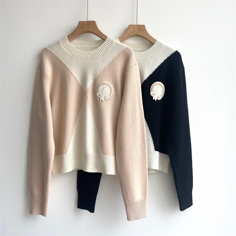Women's College-Style Color-Block Cashmere Sweater, Loose Fit, Badge Detail, Round Neck, Long Sleeve - H Family New Arrival