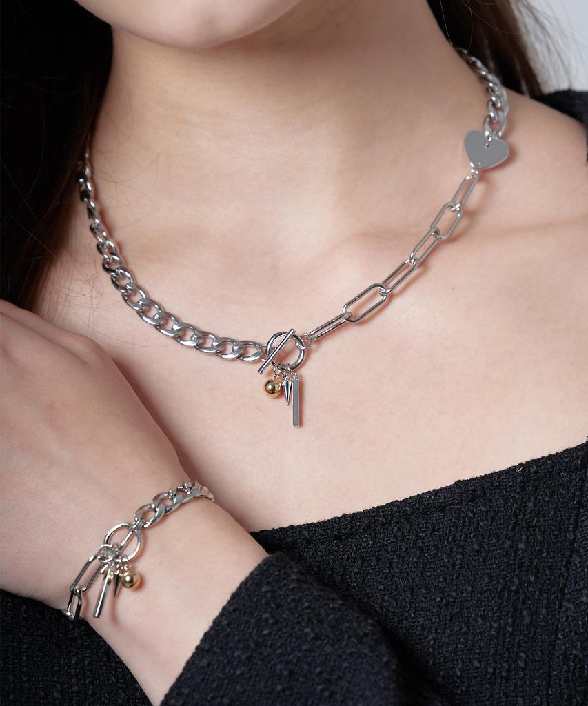 Hawha Favorite Toggle Necklace