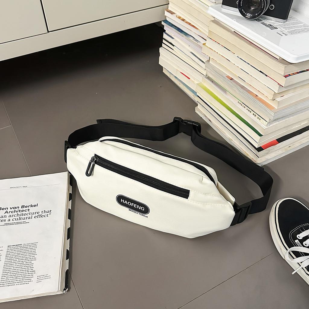 Mobile phone fanny pack trendy brand men's breast bag simple and lightweight shoulder small backpack women's leisure sports messenger bag men