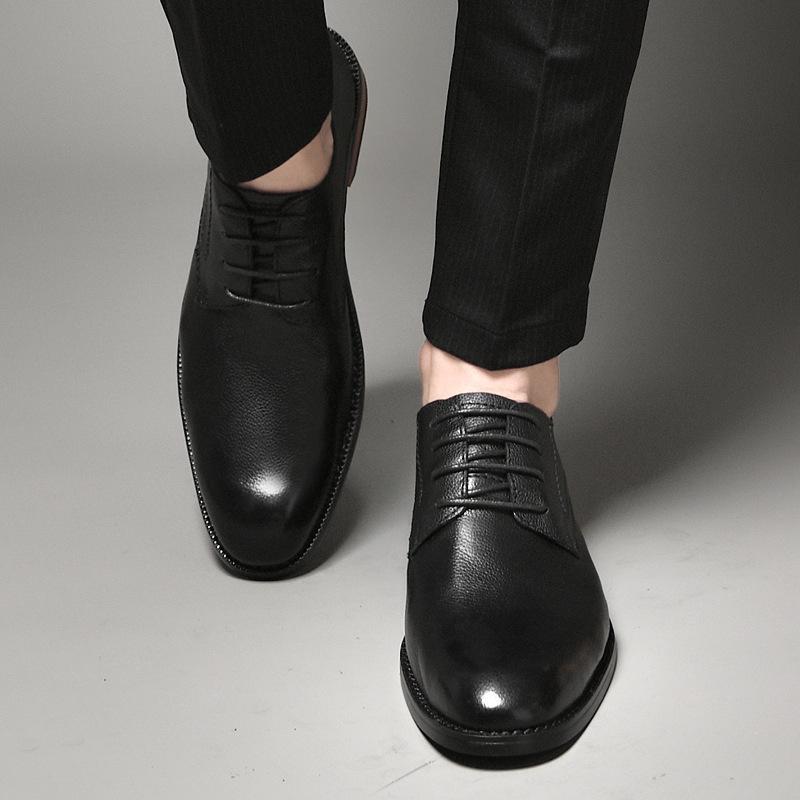 Men's Formal Brogues: Spring/Autumn Casual Leather Shoes - Round Toe, Top Layer Cowhide.