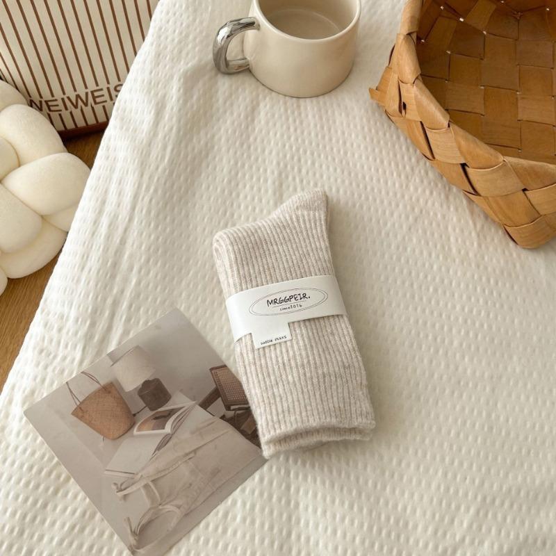 Female Autumn and Winter Thick Solid Color Thin Draw Outside Wear Wool In The Tube Pile Socks