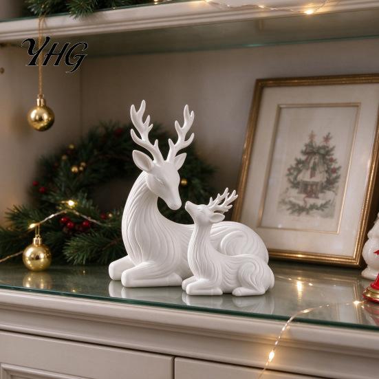 Elegant Interior Accents 2Pcs 3D Printed Parent-child Deer Figurines, Minimalist Animal Statue for Christmas Family Statues Home Decor, Aesthetic