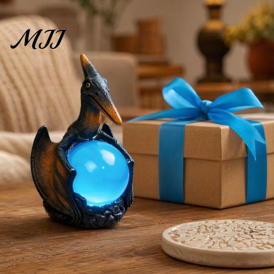 Intricate Dragon Resin Lamp Pterosaur Night Light, Gothic Table with Glowing Faux Crystal Warm Desk Ball, Fantasy Decor for Bedroom Office,