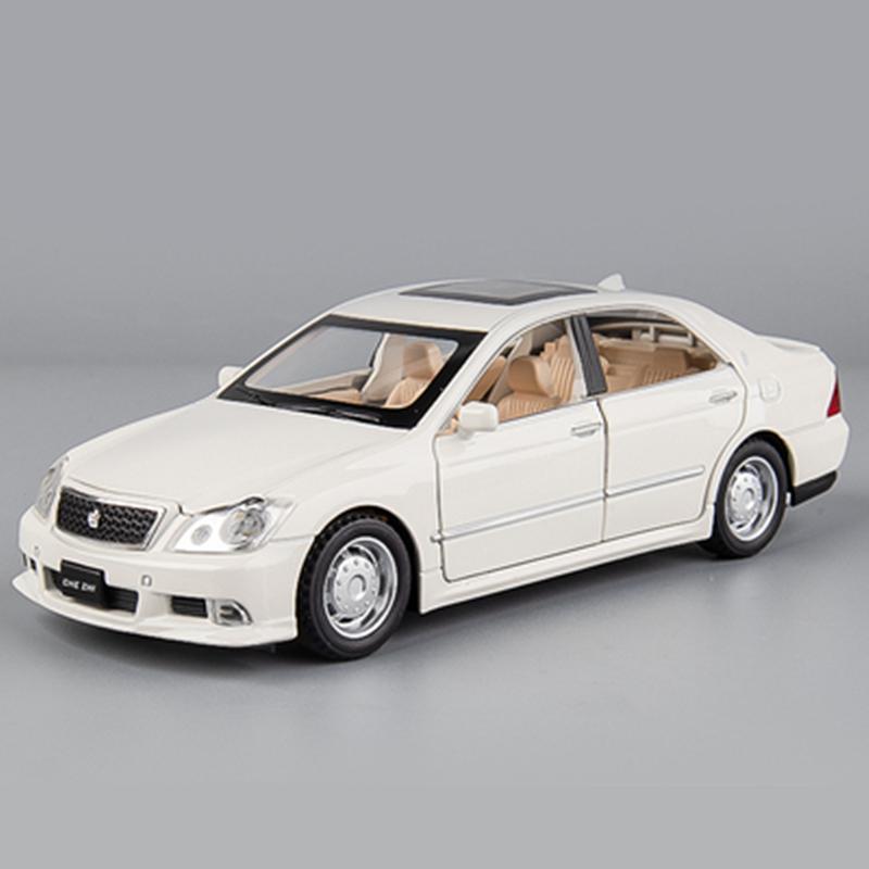 

1:32 Toyota Crown, классический автомобиль, модель автомобиля из сплава, литье под давлением и игрушка, металлическая модель автомобиля, имитация звука и света, коллекция игрушек в подарок