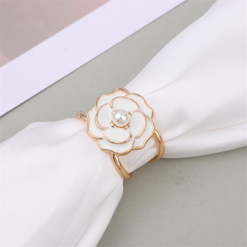 Elegant Peony Brooch: High-End Chinese Style Corsage Pin