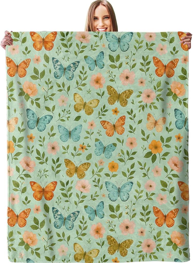 Romantic Red Hearts Blanket - Plush, Soft, Comfy, Lightweight, Warm, Fuzzy, Cozy Flannel Throw Blanket for Couch, Travel, Bed