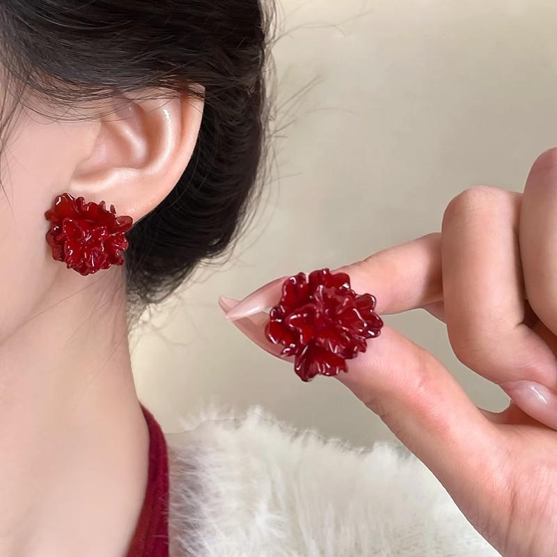 Geometric-shaped Earrings - Festive and Unique for The New Year, Suitable for Autumn and Winter, As An Accessory for The Ears.