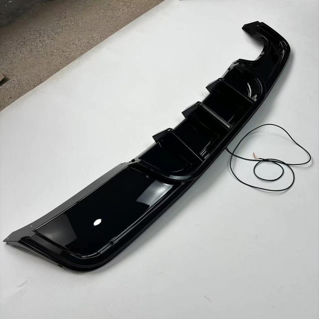BMW 1 Series E82 Dual Exhaust Rear Diffuser with LED Lip - Gloss Black