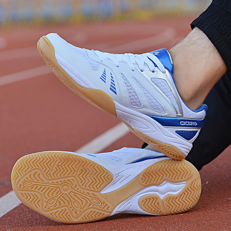 New badminton shoes men's breathable mesh comfortable volleyball shoes student competition training shoes couple table tennis shoes