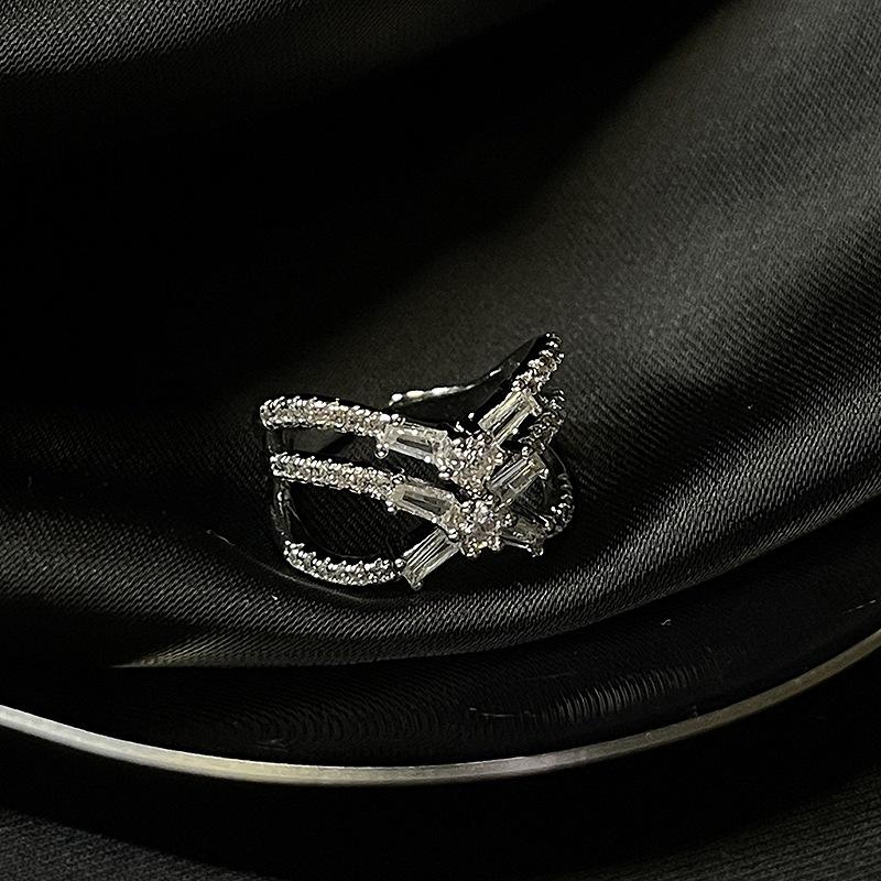 Full Diamond Zir*****Pen Ring French Light Luxury High Sense Cold Wind Niche Design Ring Woman