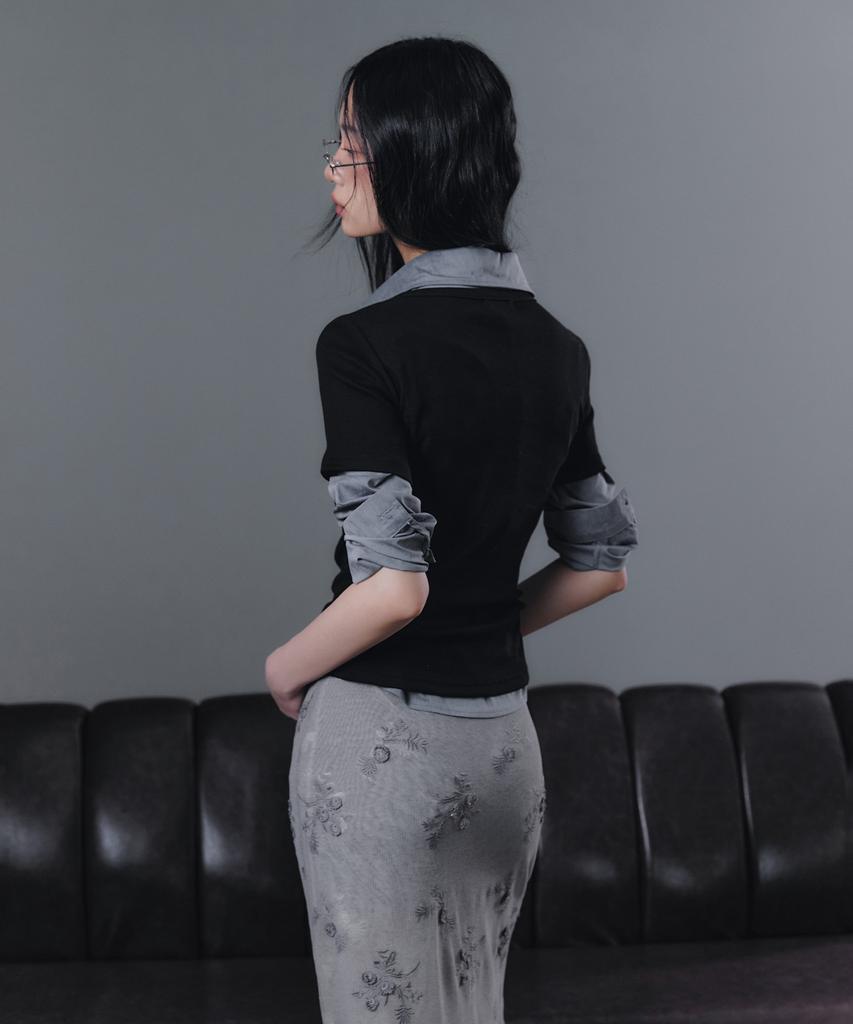 Geulouhaideu Dane Lace Button Short Sleeve T-Shirt_Black