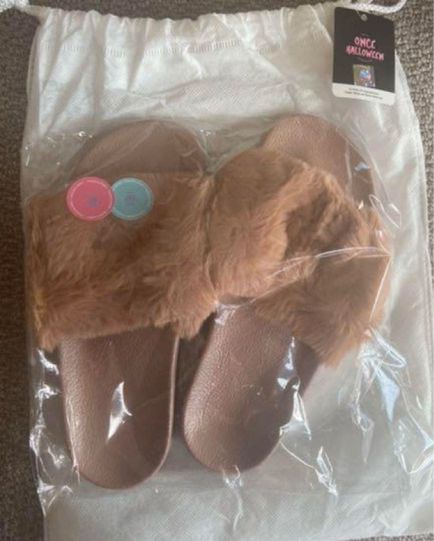 USED TWICE sandals slippers Nayeon Momo 7700₽