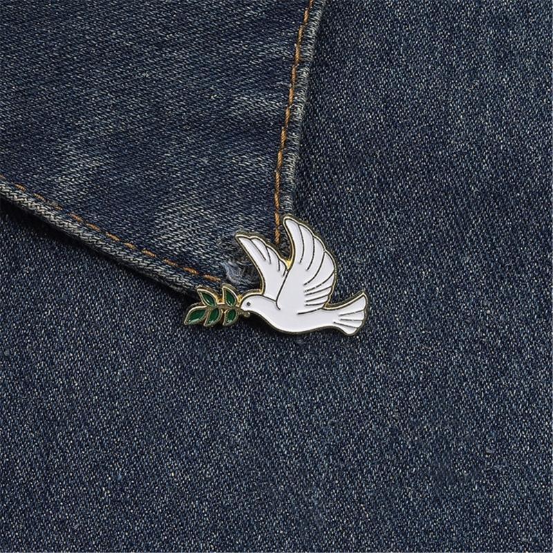 10 Piece Peace Symbol Brooch Badge Pin With Tree Branch Detail Shape For Weddings Business Meetings Everyday Wear
