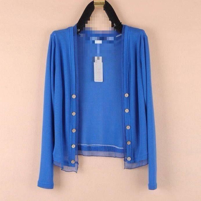 Cardigan estivo da donna in maglia di seta con bordi a balze e chiusura a bottoni per abbigliamento casual