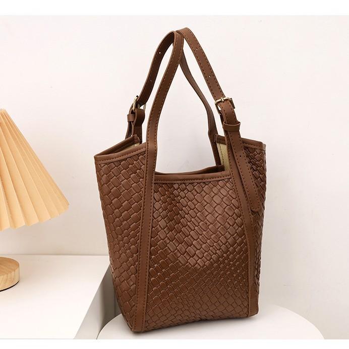 Pwoven Pattern Bucket Bag With Magnetic Closure For Daily Streetwear Style Women