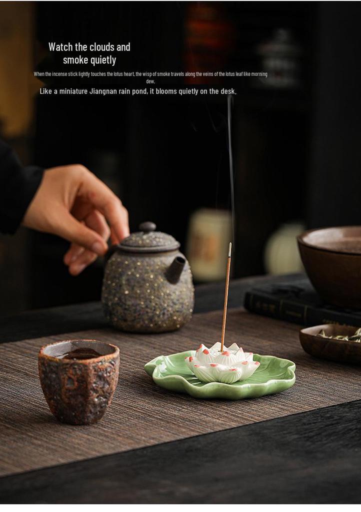 Cross-Border Lotus Ceramic Incense Holder – New Color, Handmade Sandalwood Tea Table Ornament