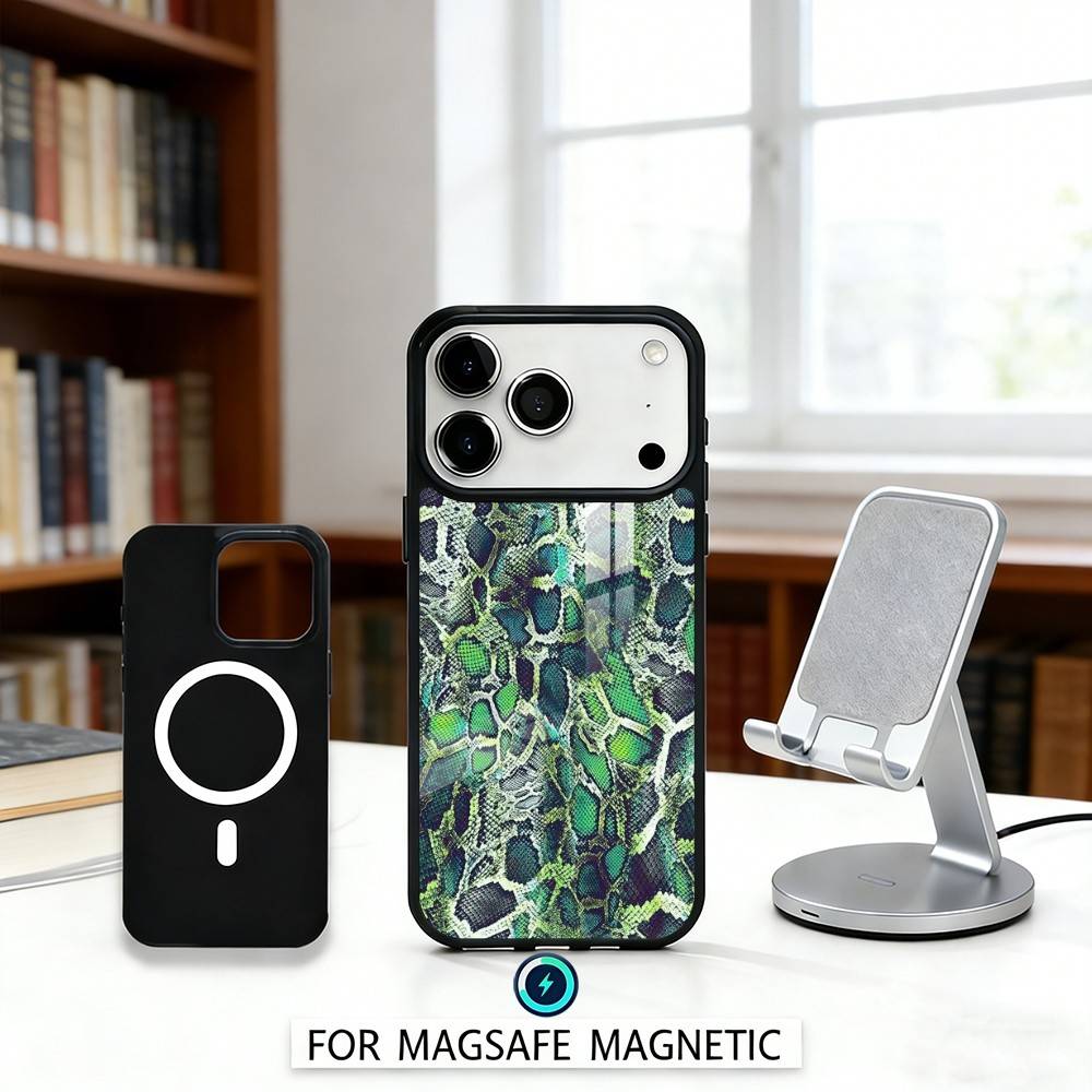 

Snake Skin Pattern Phone Case Magnetic For iPhone17 16 15 14 13 12 Pro Max For Magsafe Wireless Charging Cover iPhone16