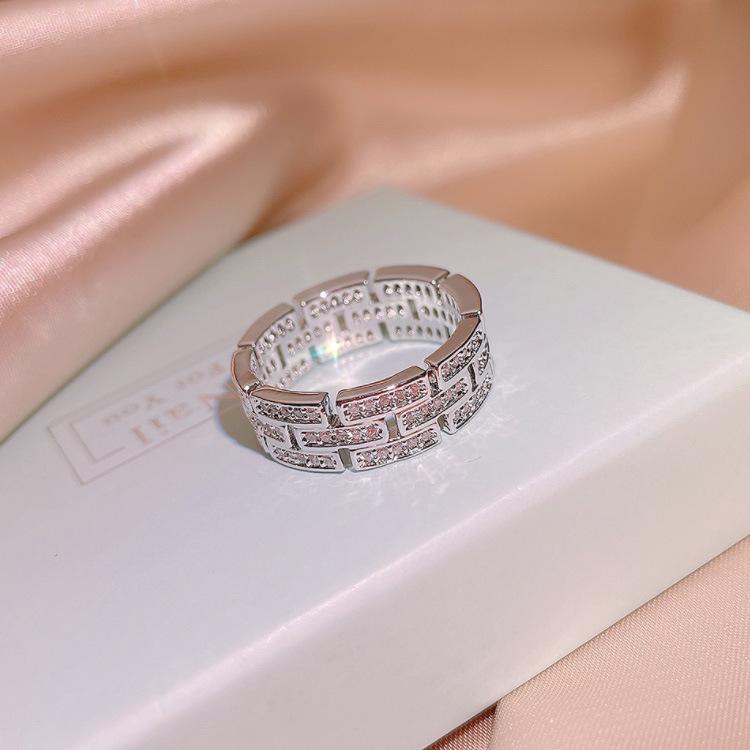Wind Advanced Sense Light Luxury Zircon Women'S Ring Niche Design Simple Geometric Pattern Personalized Tide Ring