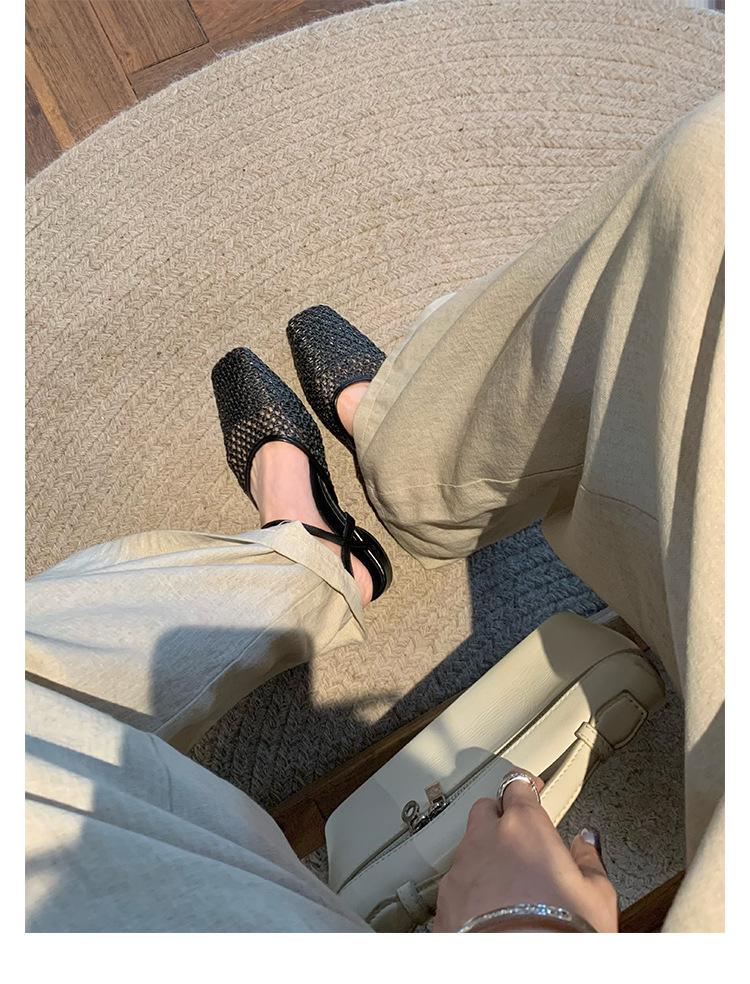 

~ Hollow woven small square head light mouth thick heel versatile rear empty sandals women s summer 40