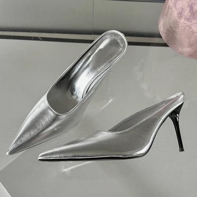 Modedesigner Luxus 2024 Sexy Gold Silber Spitzschuhe Slipper für Damen Mode Dünne Hohe Absätze Stripper Bankett Mules Pantoletten