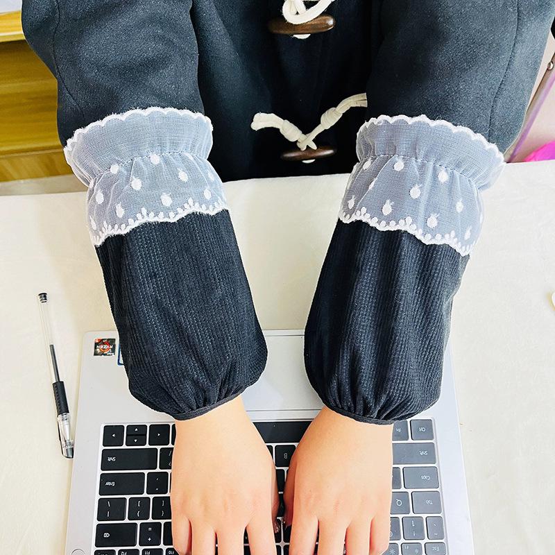 Women's Lace Sleeves: Stylish and Durable Sleeves for Work or Study, Perfect for Autumn and Winter