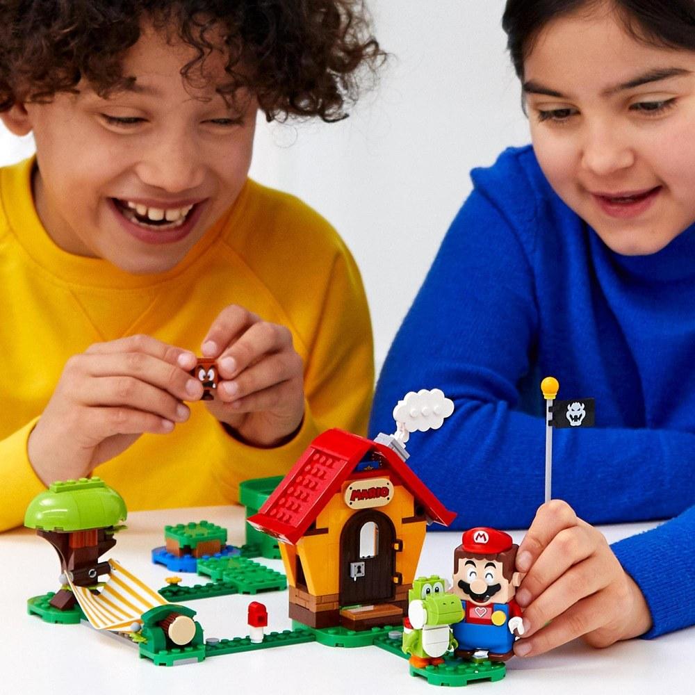 LEGO Super Mario Yoshi and Mario House 71367 Toy TV Game House for Kids Boys and Girls 6+