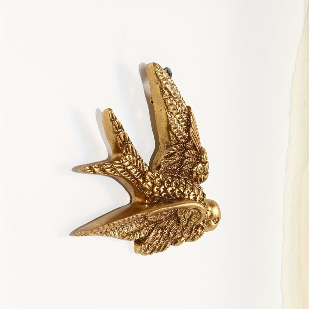 1PC Golden Bird Swallow wall decoration, resin handicrafts, living room background wall decoration, interior home decoration