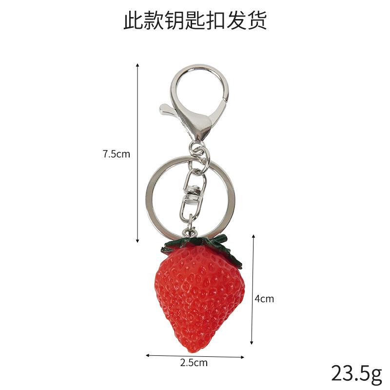 Realistic-Looking New Strawberry Key Chain Creative Food Model Mobile Bag Pendant Key Ring Party Gift Jewelry For Kids Adults Children's Birthday Gift