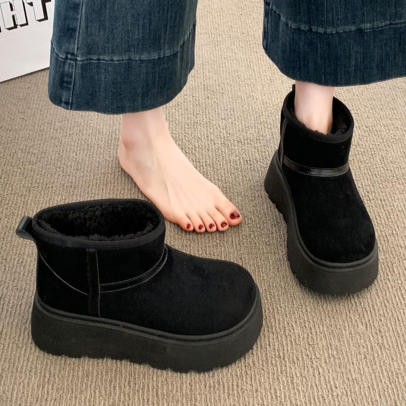 

Thick-soled snow boots women s 2 new winter velvet thickened women s shoes heightened bread shoes warm Sangpo cotton shoes 40 чорний